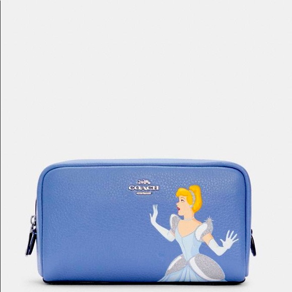 Disney X Coach Boxy Cosmetic Case With Cinderella - Picture 16 of 17